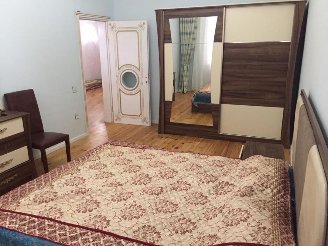 Satılır 6 otaqlı həyət evi/bağ evi 350 m² — Ev, villa, Bakı (7)
