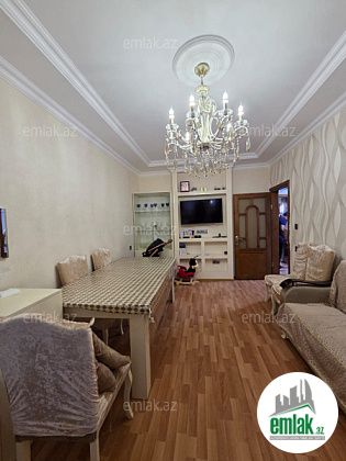 Satılır 3 otaqlı 70 m² köhnə tikili Köhnə Günəşli