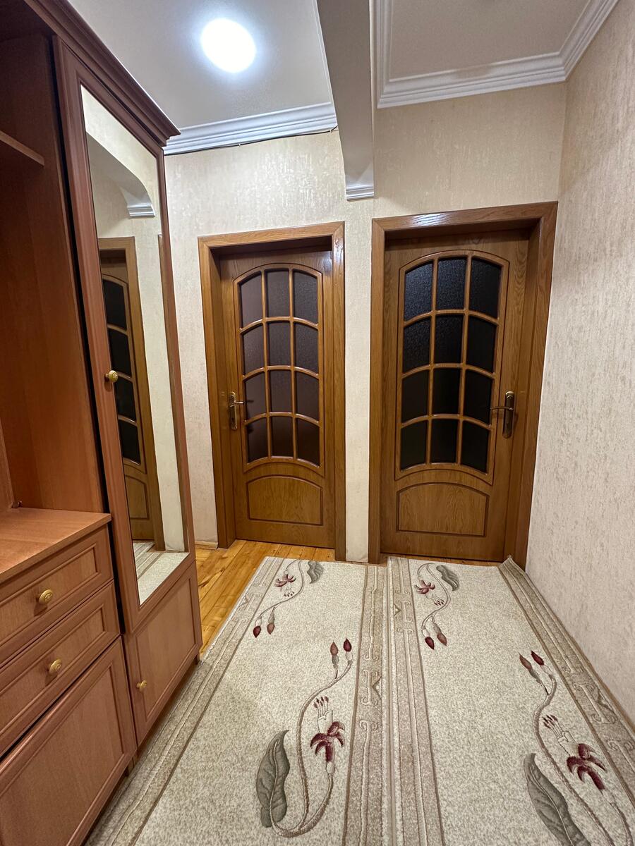 Satılır 4 otaqlı köhnə tikili 96 m² — Mənzil, Bakı (2)