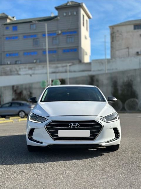 Hyundai Avante, 1.6 L, 2017 il, 186 000 km — Bakı