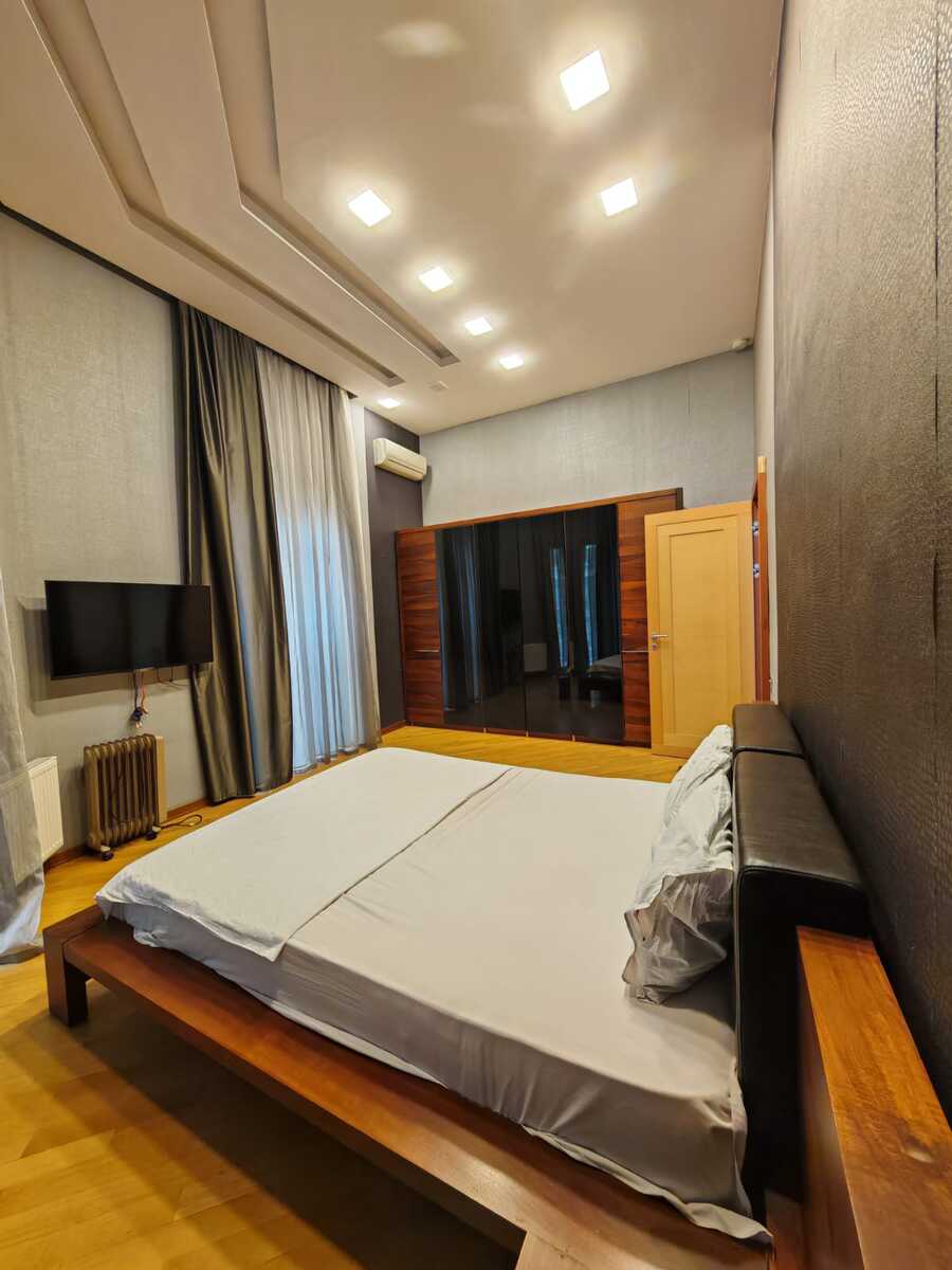 Satılır 3 otaqlı yeni tikili 160 m² — Mənzil, Bakı (8)