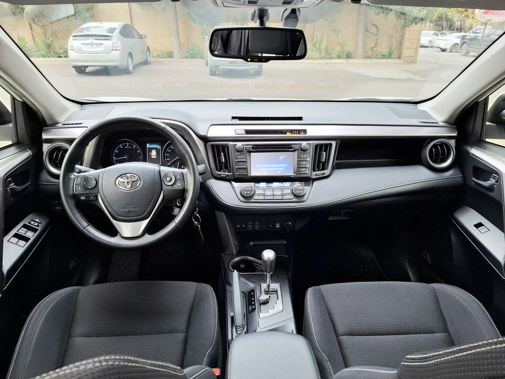 Toyota RAV4, 2.0 L, 2017 il, 39 000 km — Avtomobillər, Bakı (12)