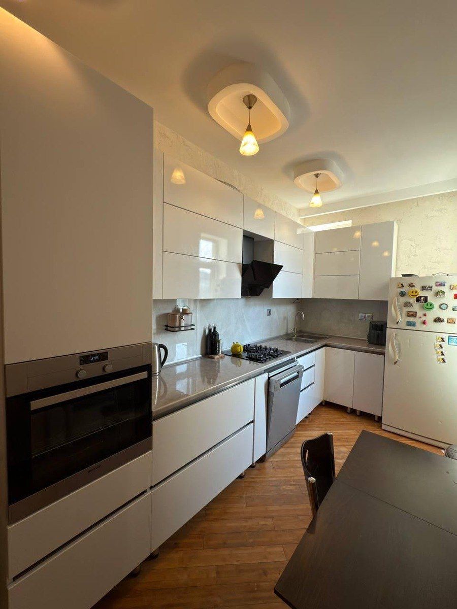 Satılır 3 otaqlı yeni tikili 100 m² — Mənzil, Bakı (2)