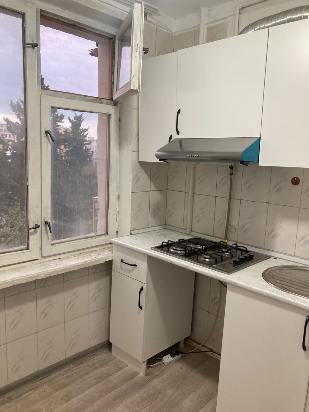 İcarə: 2 otaqlı Köhnə tikili, 55 m², Nizami rayonu — Mənzil, Bakı (10)