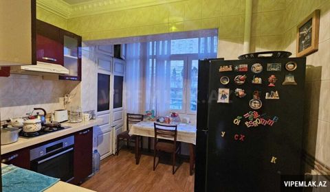 Xətai rayonunda 5 otaqlı Köhnə tikili Satılır, 120 m² — Bakı