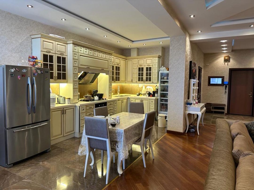 Satılır 4 otaqlı yeni tikili 178 m² — Mənzil, Bakı (6)