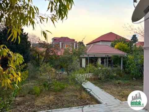 Satılır 7 otaqlı 310 m² villa Bakıxanov