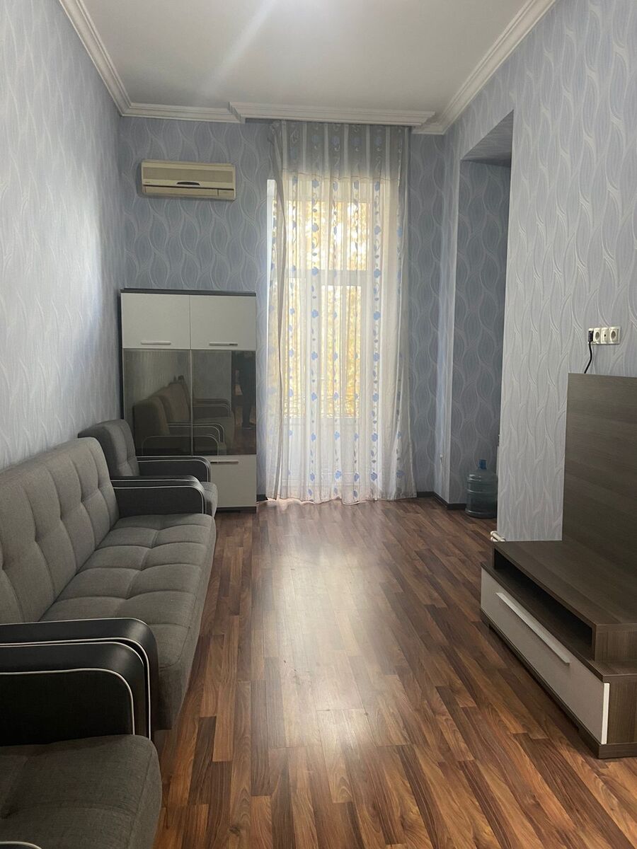Satılır 3 otaqlı köhnə tikili 70 m² — Mənzil, Bakı (2)