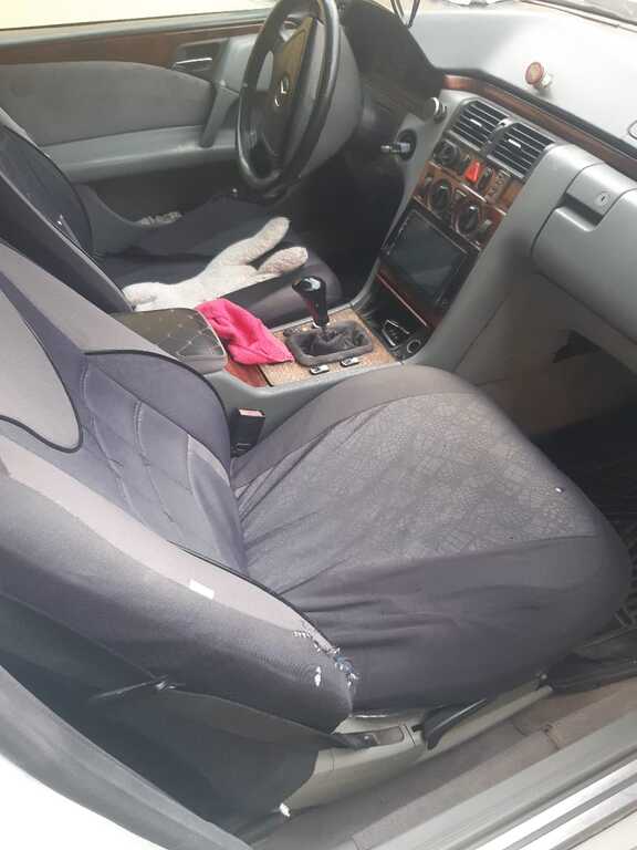 Mercedes E 220, 2.2 L, 1995 il, 345 000 km 21-BJ-663 — Avtomobillər, Bakı (9)