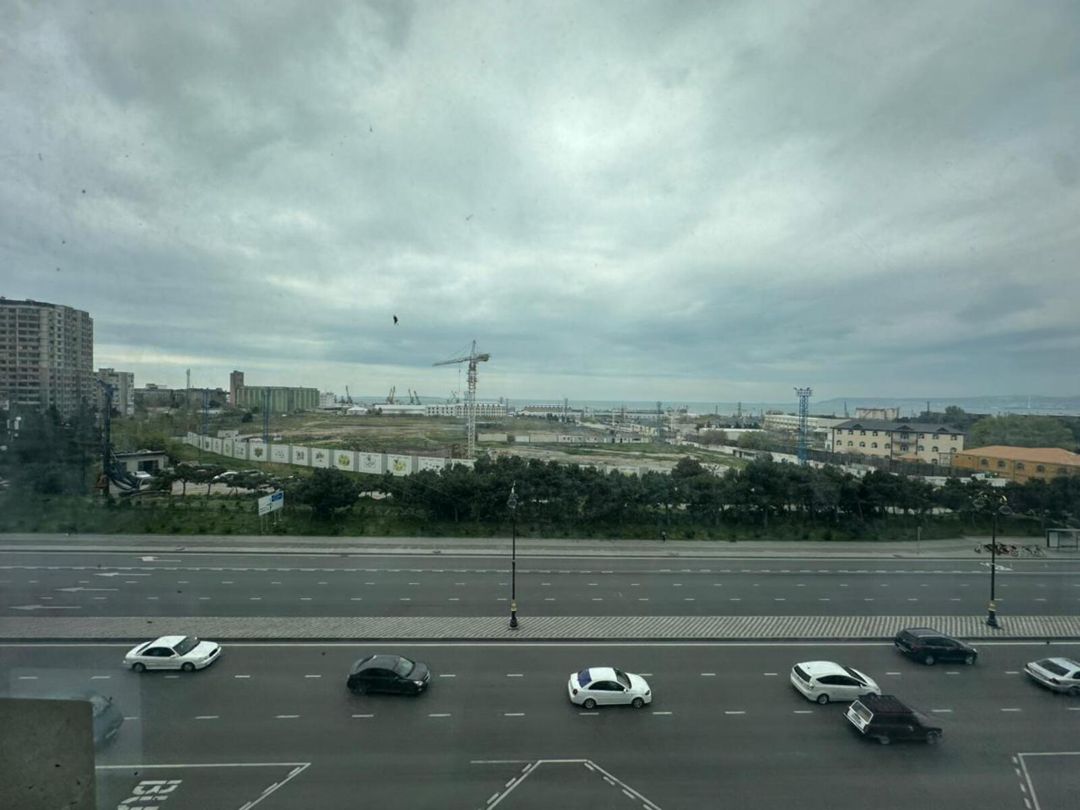 Satılır 4 otaqlı yeni tikili 200 m² — Mənzil, Bakı (3)