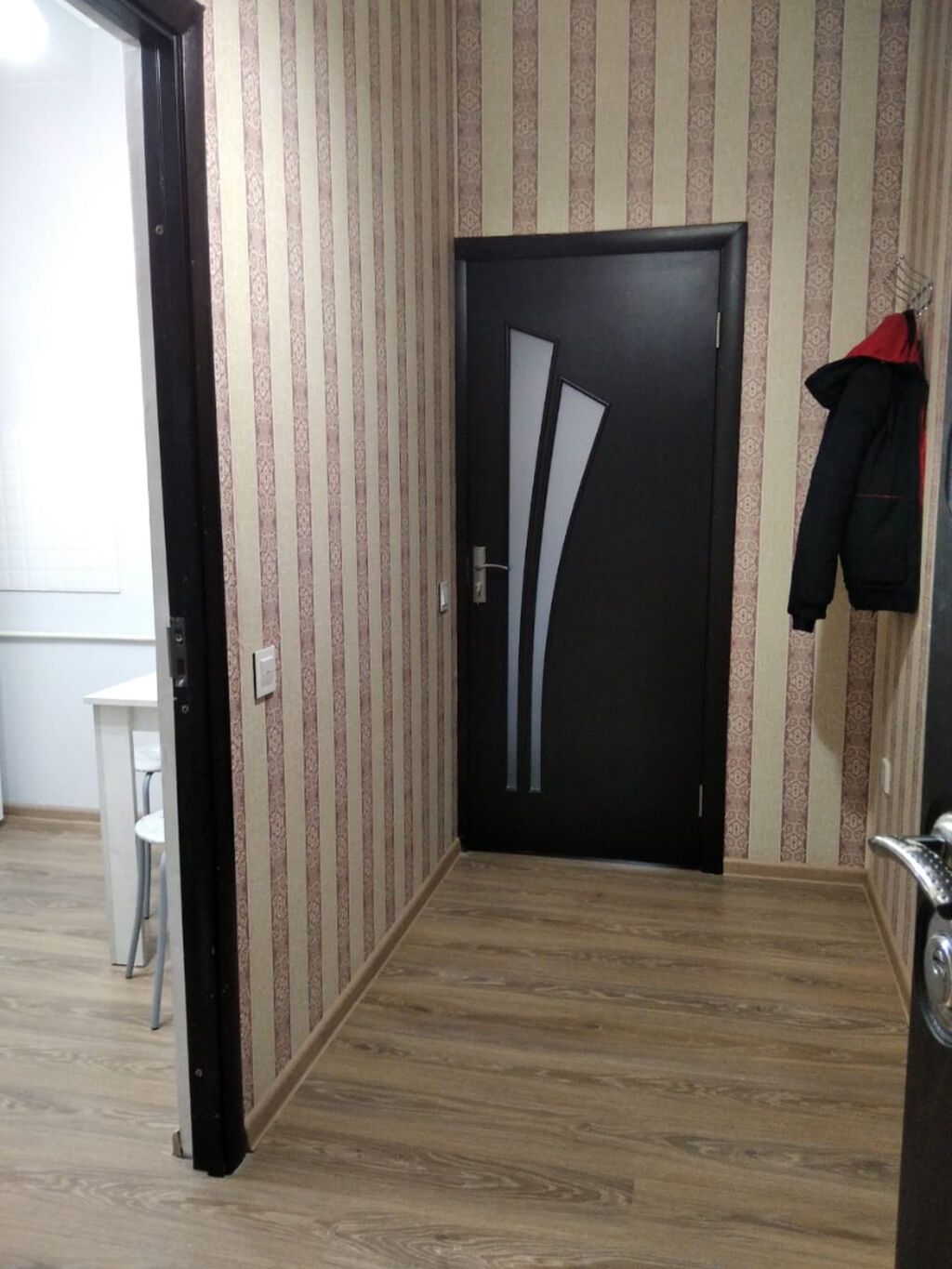 Ofis haqqi 30 faiz. Tibb Universitetinin arxasında, yeni tikili binada — Mənzil, Bakı
