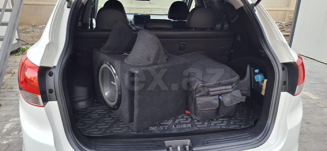 2011 Hyundai Tucson, 2.0 L, 2011, 231,850 km 90-FY-133 — Avtomobillər, Bakı (9)