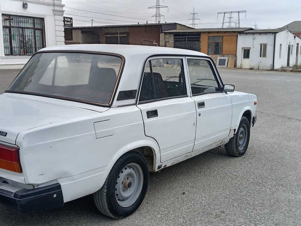 Lada (VAZ) 2107, 1.6 L, 2003 il, 250 000 km — Avtomobillər, Bakı (4)