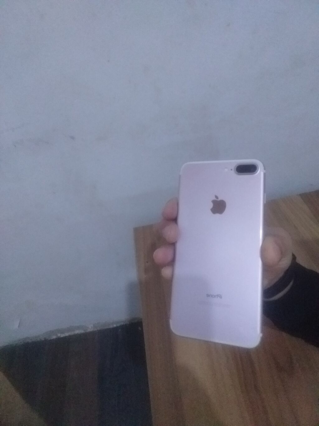 IPhone 7 Plus, Rose Gold, Barmaq izi — Apple iPhone, Bakı (2)