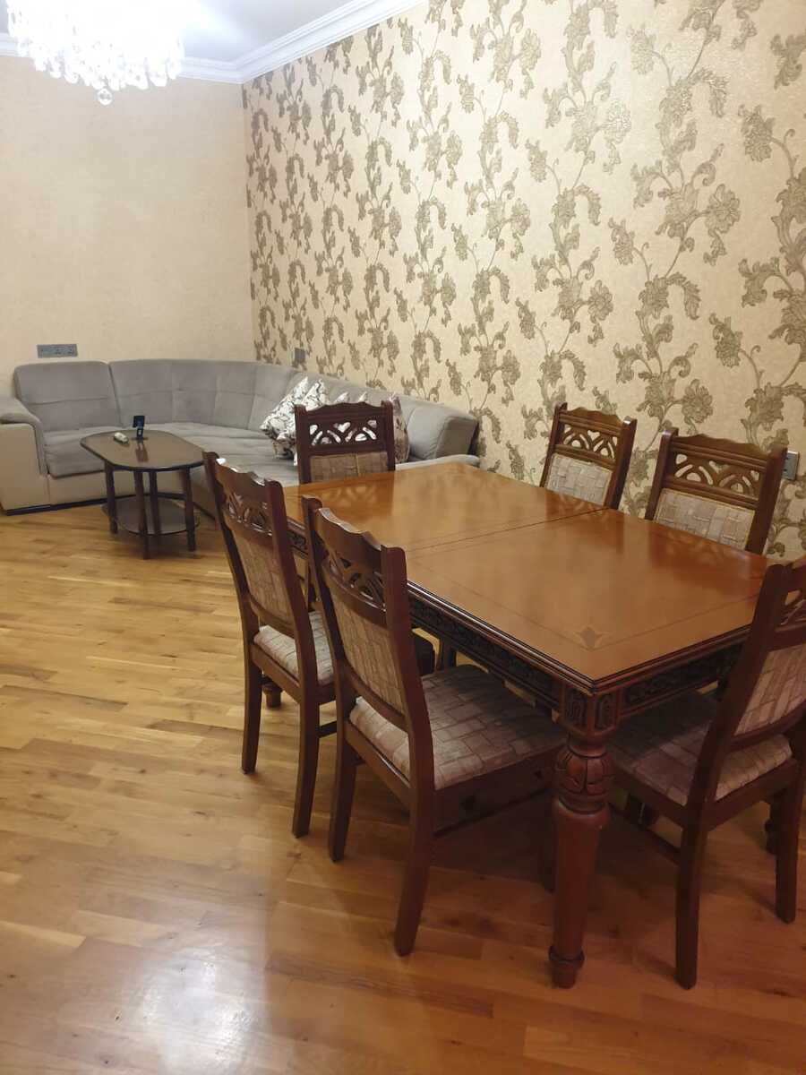 Satılır 3 otaqlı köhnə tikili 88 m² — Mənzil, Bakı (2)