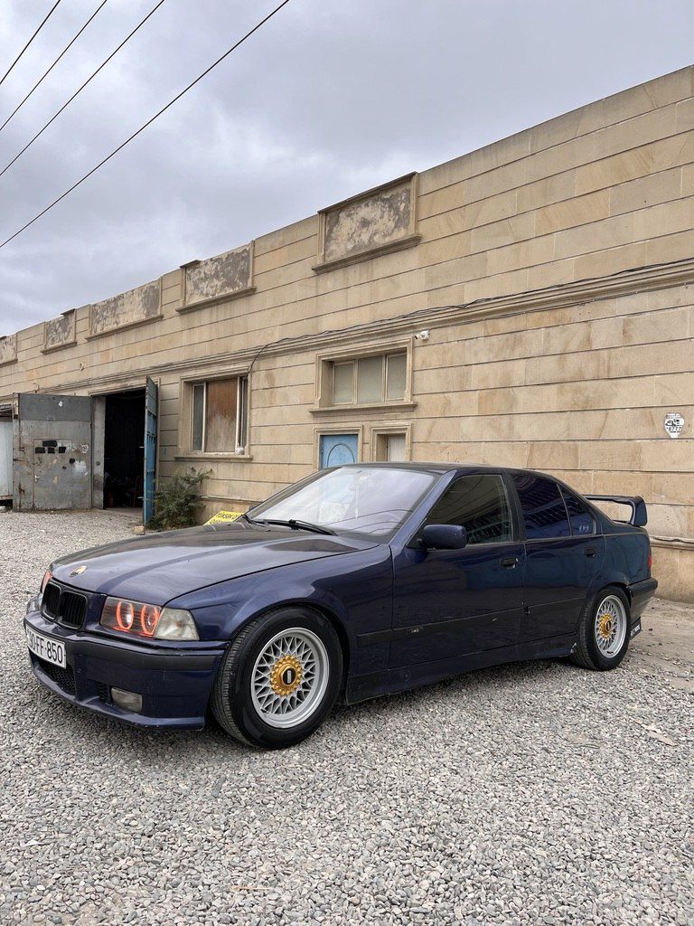 BMW 318, 1.8 L, 1994 il, 315 000 km — Avtomobillər, Bakı (3)