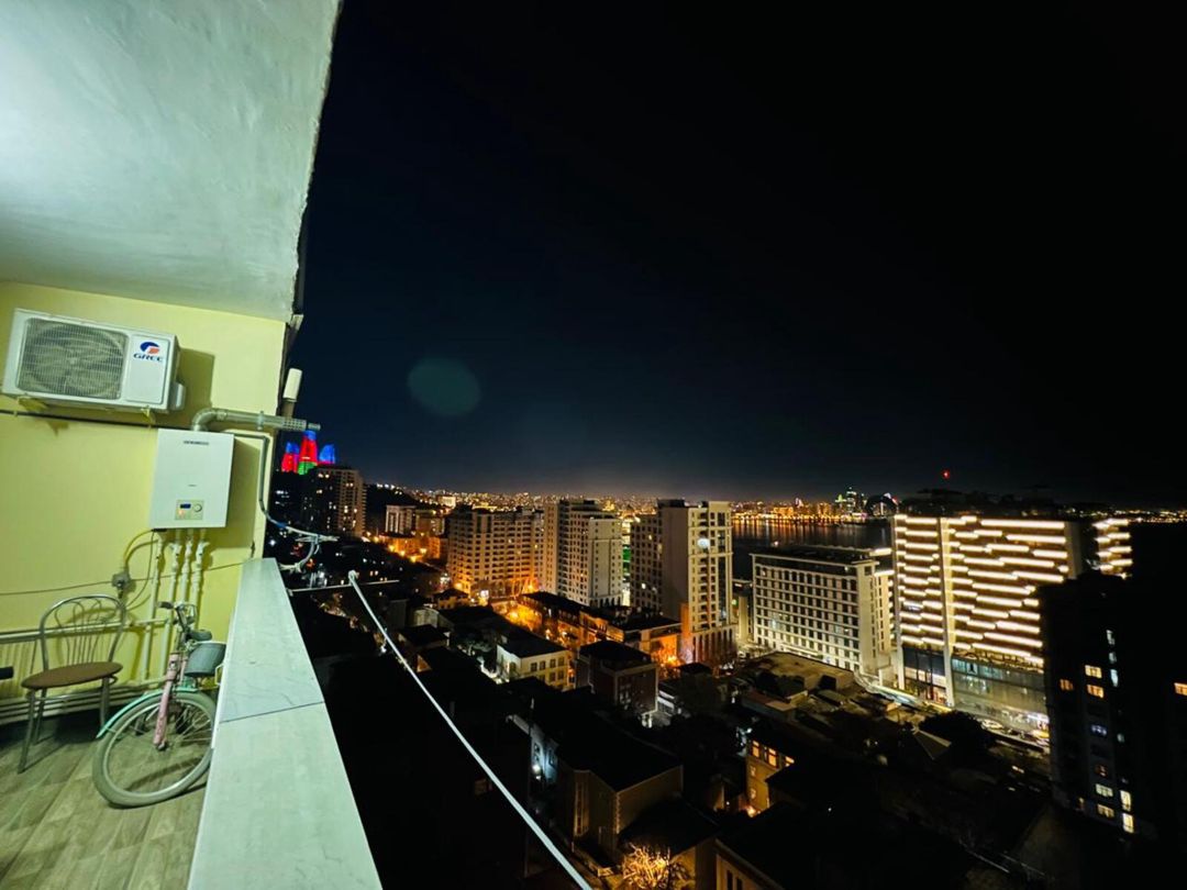 Satılır 3 otaqlı köhnə tikili 105 m² — Mənzil, Bakı (2)