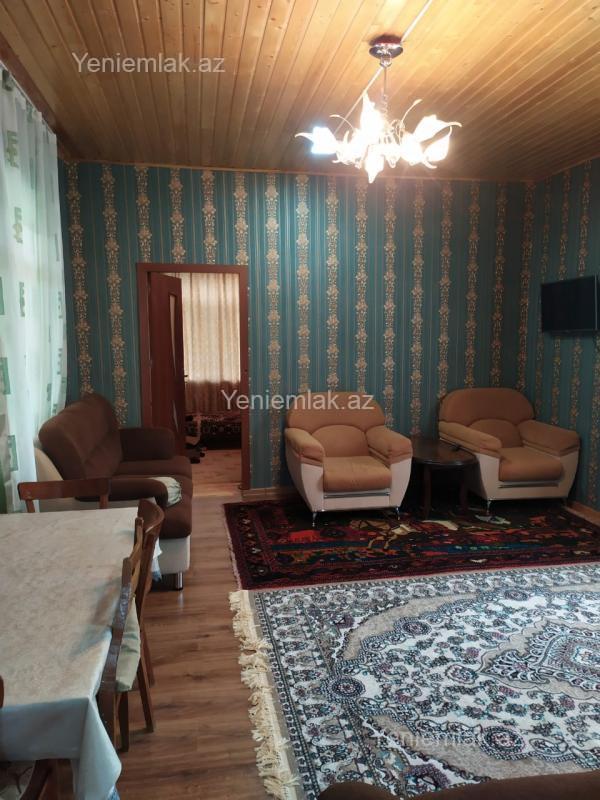 Günlük 4 otaqlı Həyət evi / Villa, 140 m², Quba — Ev, villa, Quba (8)
