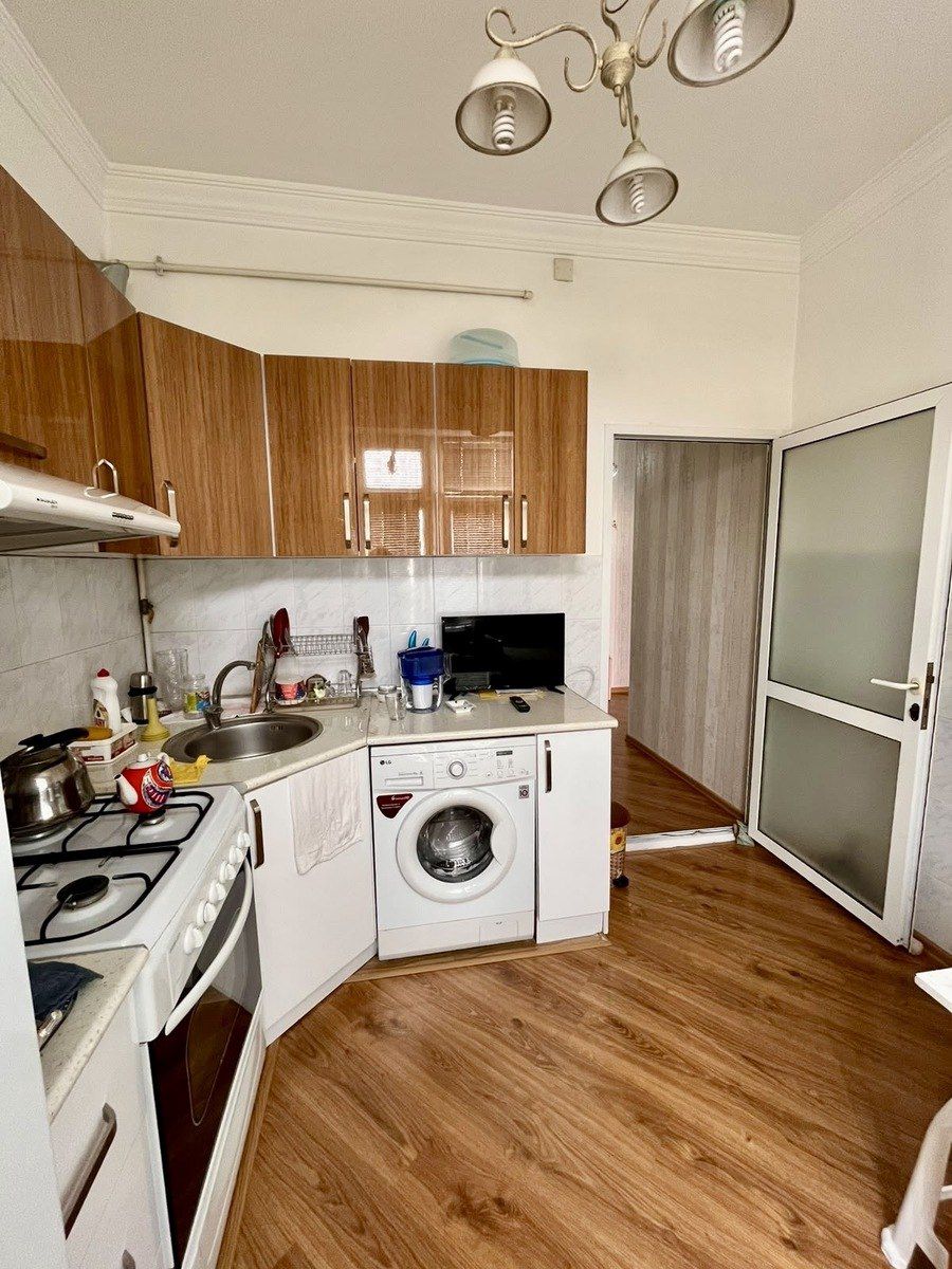 Satılır 2 otaqlı köhnə tikili 65 m² — Mənzil, Bakı (6)