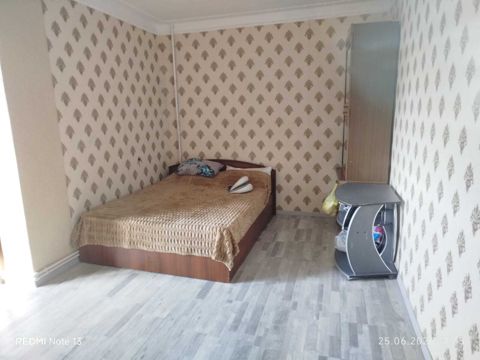Satılır 1 otaqlı köhnə tikili 45 m² — Bakı