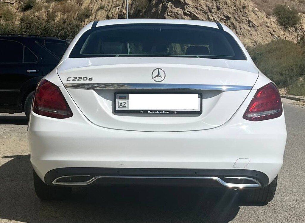 Mercedes C 220 d, 2.1 L, 2016 il, 170 000 km — Avtomobillər, Bakı (3)