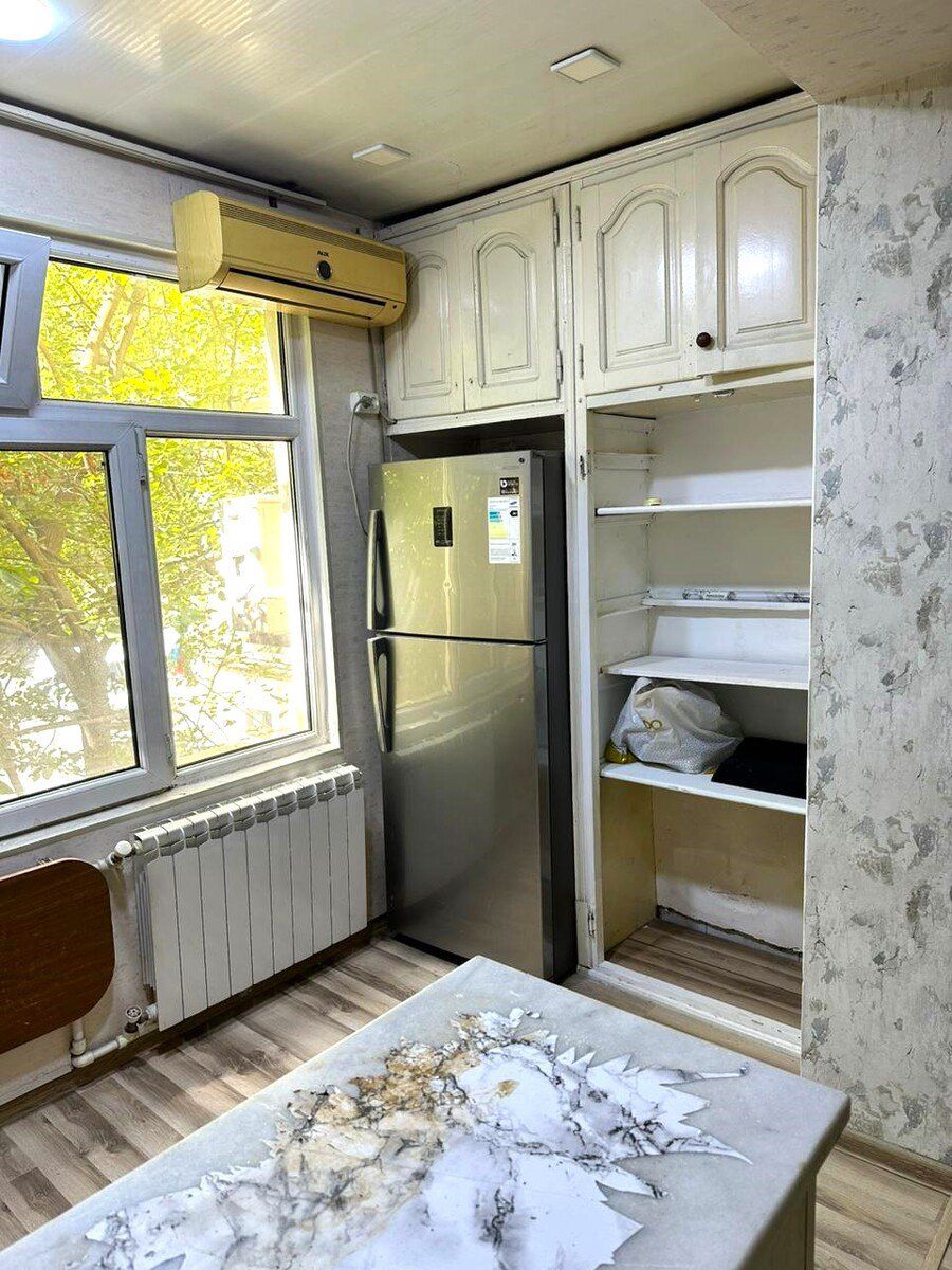 Satılır 2 otaqlı köhnə tikili 50 m² — Mənzil, Bakı (11)
