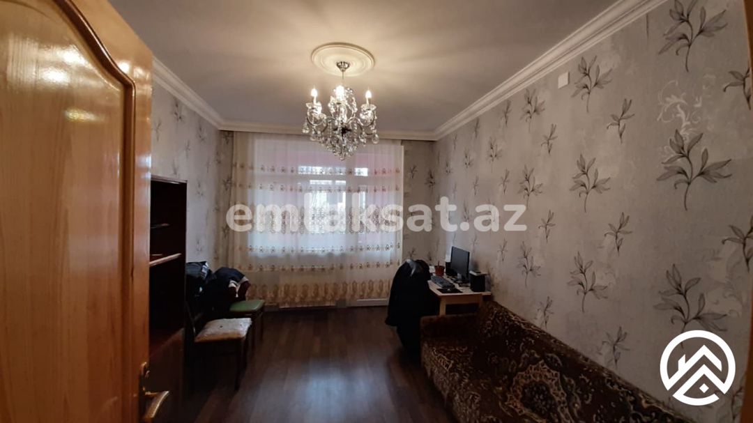 Satılır 5 otaq köhnə tikili 110 m², Bakıxanov — Mənzil, Bakı (5)