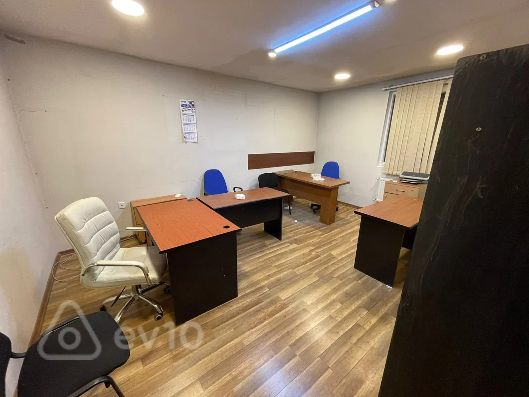 Obyekt, 1300 m², Keşlə qəsəbəsi — kirayə — Əmlak, Bakı (12)