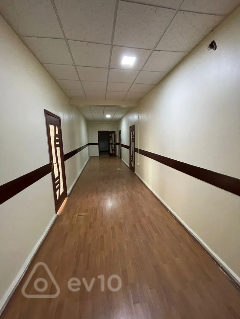 Obyekt, 1300 m², Keşlə qəsəbəsi — kirayə — Əmlak, Bakı (8)