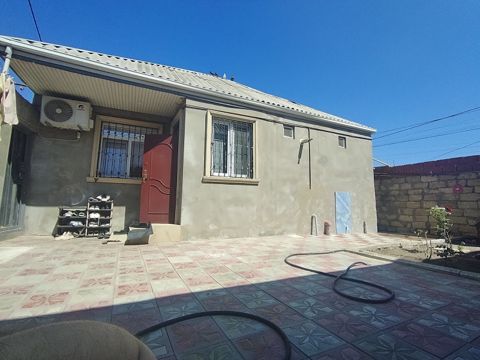 Satılır 4 otaqlı həyət evi/bağ evi 90 m² — Bakı