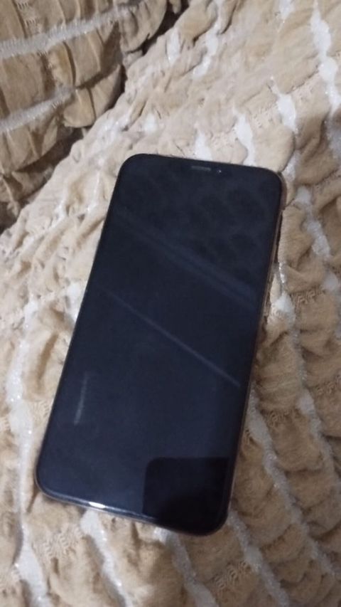IPhone Xs, Gümüşü — Bakı