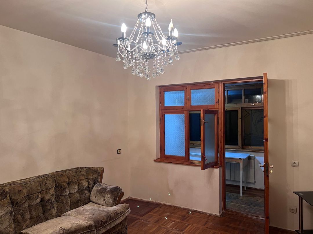 Satılır 3 otaqlı köhnə tikili 75 m² — Mənzil, Bakı (2)