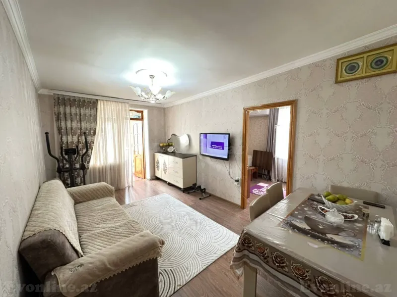 Satılır 2 otaqlı Mənzil Köhnə tikili 55 m² Bakı, Səbail r., Badamdar — Bakı