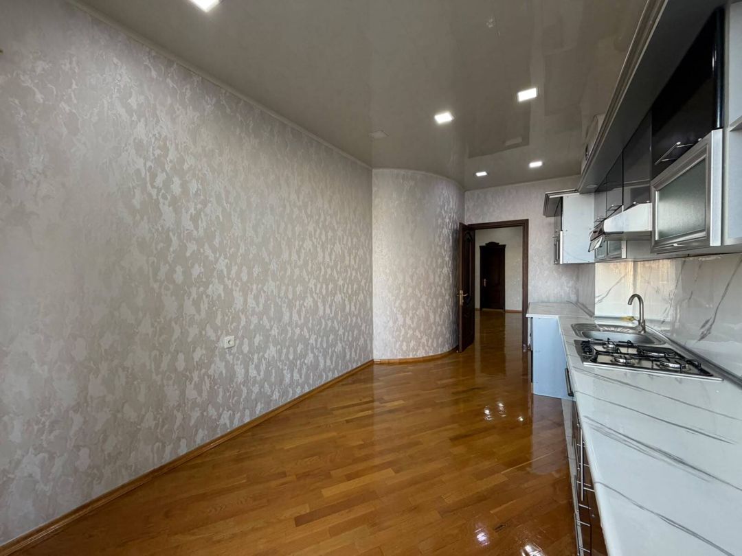 Satılır 3 otaqlı yeni tikili 160 m² — Mənzil, Bakı (6)
