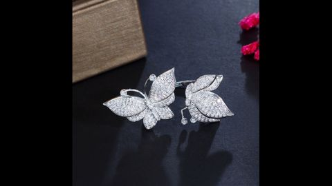 Üzük qadınlar üçün 002, mis ərintisi, zirkon qaşlı, gümüşü — Bakı