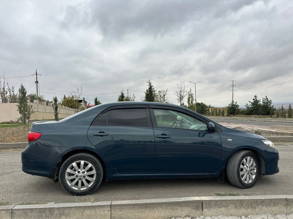 Toyota Corolla, 1.4 L, 2007 il, 303 000 km — Avtomobillər, Gəncə (4)