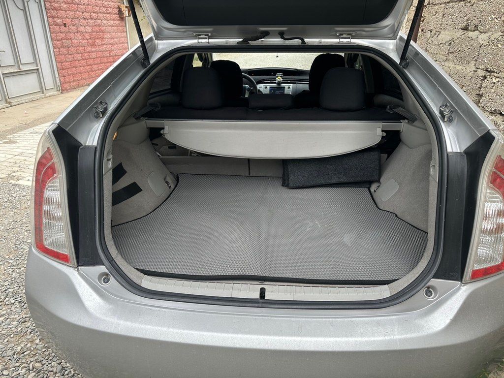Toyota Prius, 1.8 L, 1.3 kWh, 2015 il, 394 000 km 77-LN-546 — Avtomobillər, Bakı (12)