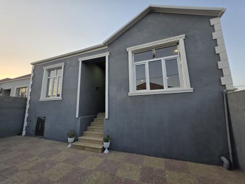 Satılır 4 otaqlı həyət evi/bağ evi 105 m² — Bakı