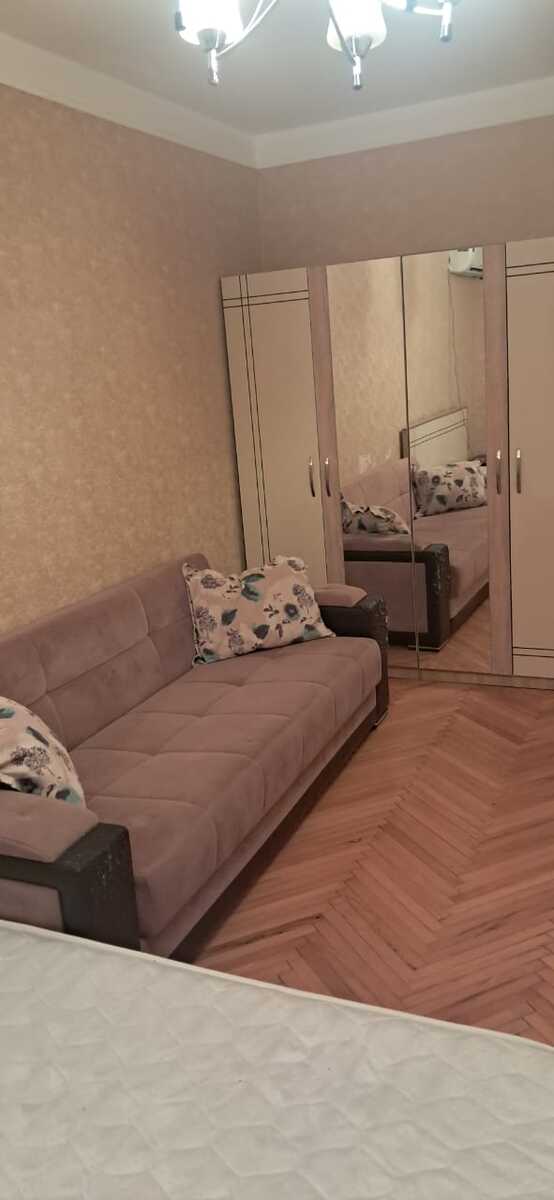 İcarəyə verilir 3 otaqlı köhnə tikili 80 m² — Mənzil, Bakı (2)