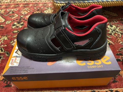 Esse Comfort iş ayaqqabıları - Model: Esse Comfort (qutuda göstərilən — Bakı