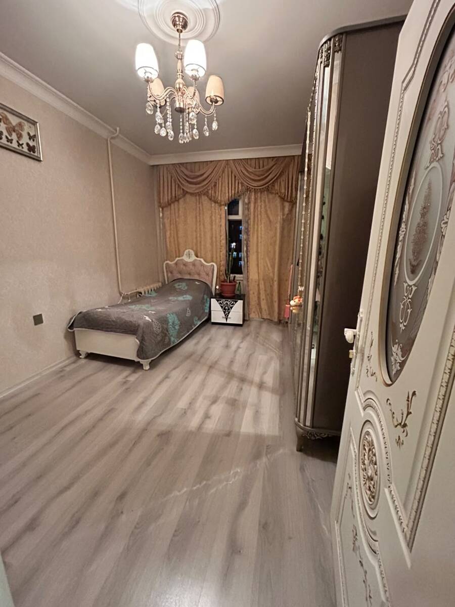 Satılır 5 otaqlı köhnə tikili 120 m² — Mənzil, Bakı (7)