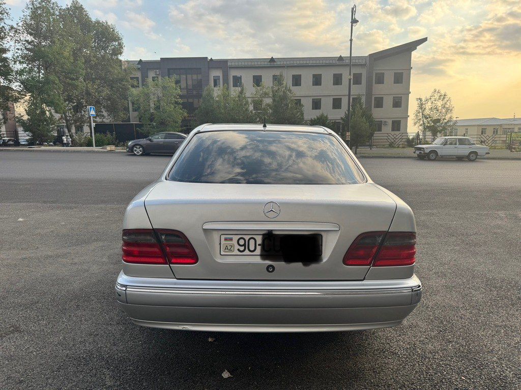 Mercedes E 200, 2.0 L, 1999 il, 481 000 km — Avtomobillər, Bakı (12)