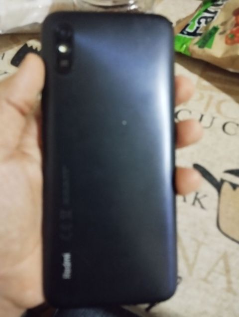 Xiaomi Redmi smartfon - Model: Redmi (arxa qapaqda “Redmi” loqosu) — Bakı