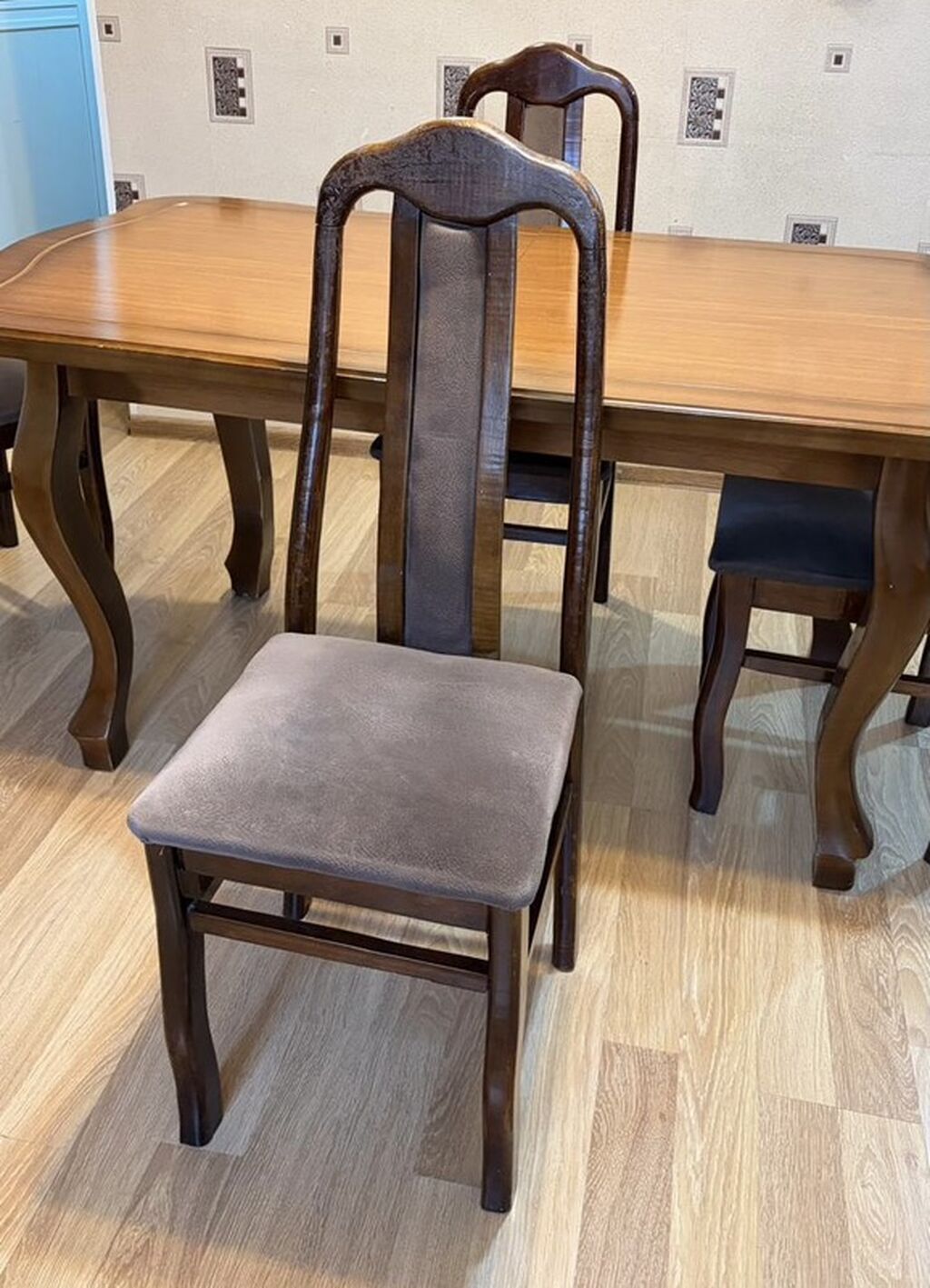 İşlənmiş, Açılan, Dördbucaq masa, 6 stul — Masalar və stullar, Gəncə (4)