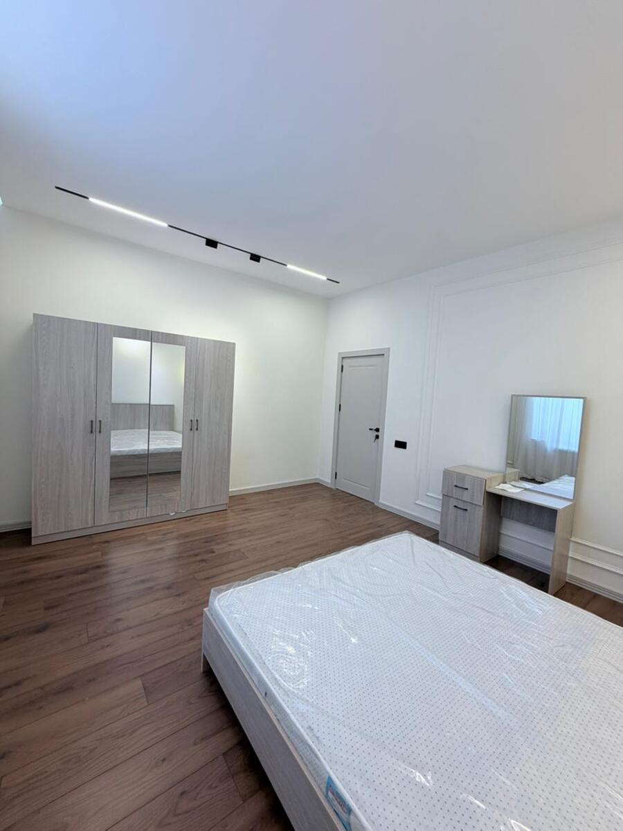 Satılır 5 otaqlı həyət evi/bağ evi 200 m² — Ev, villa, Bakı (3)