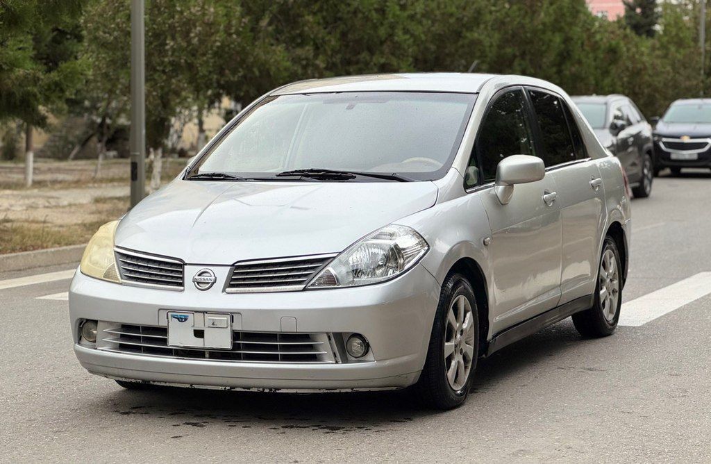 Nissan Tiida, 1.6 L, 2006 il, 372 000 km — Avtomobillər, Sumqayıt (3)