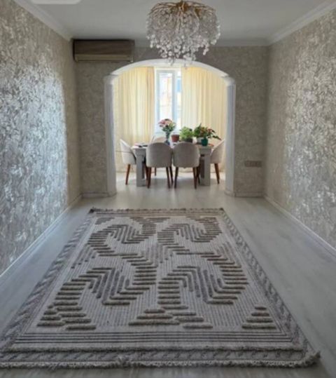 İcarəyə verilir 4 otaqlı köhnə tikili 110 m² — Bakı