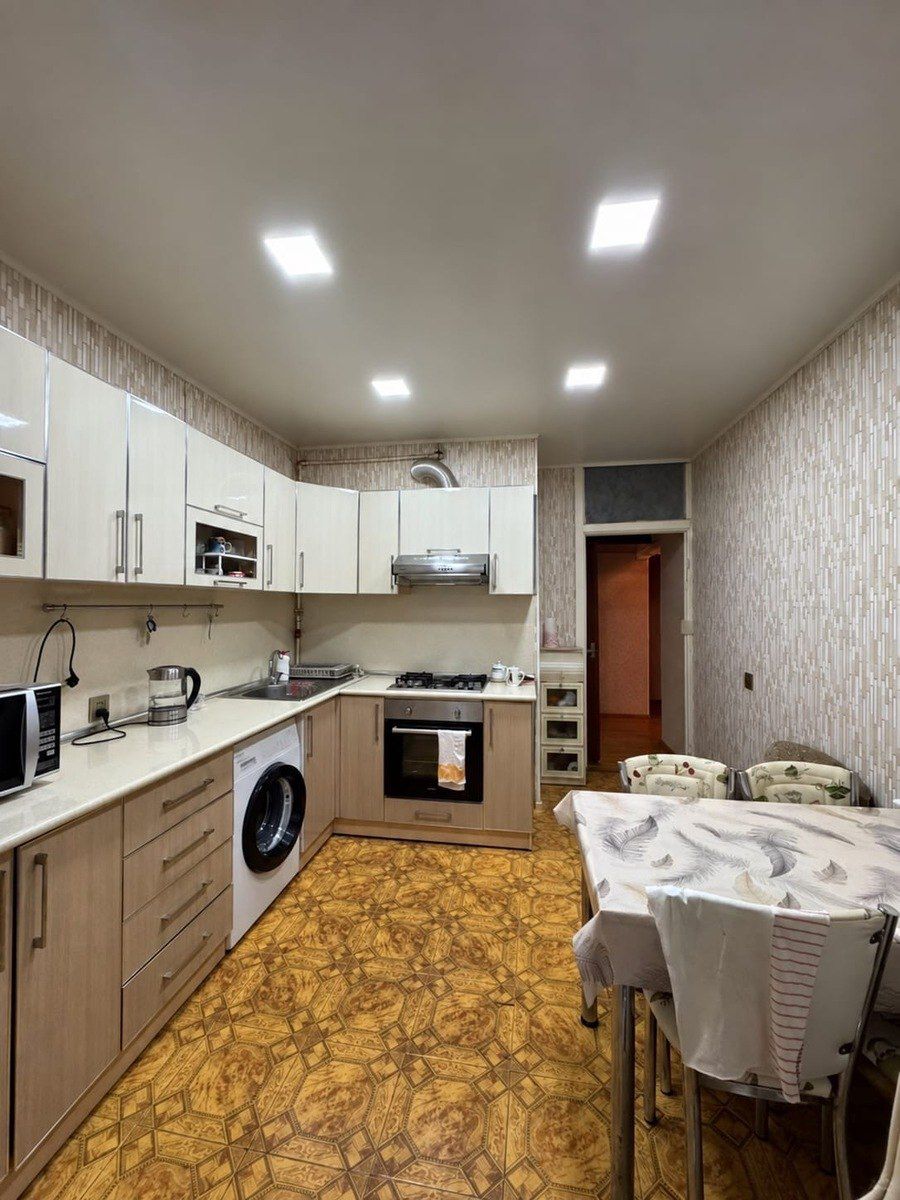 İcarəyə verilir 3 otaqlı köhnə tikili 78 m² — Mənzil, Bakı (8)