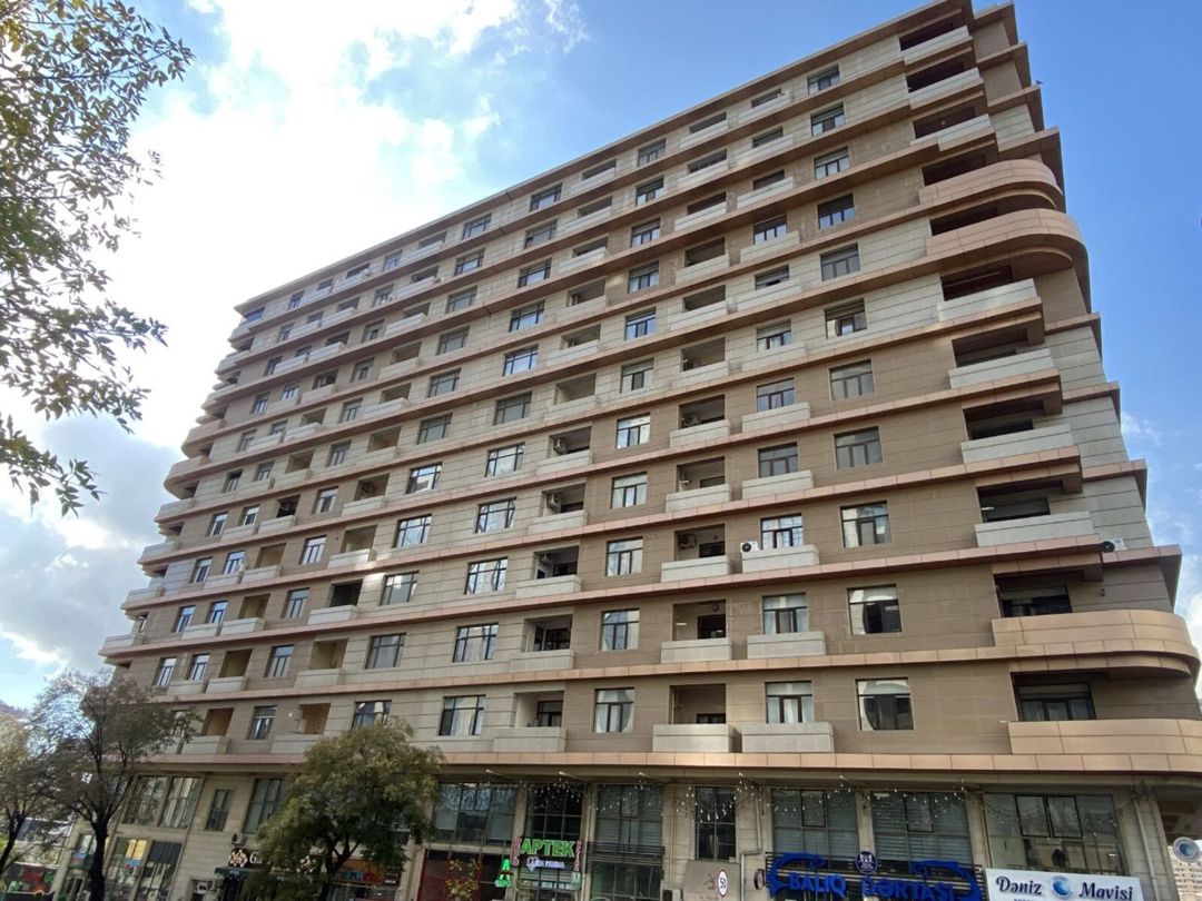 Satılır 4 otaqlı yeni tikili 256 m² — Mənzil, Bakı (4)