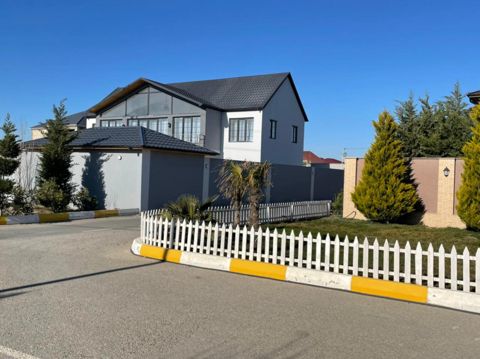 İcarəyə verilir 4 otaqlı həyət evi/bağ evi 350 m² — Bakı